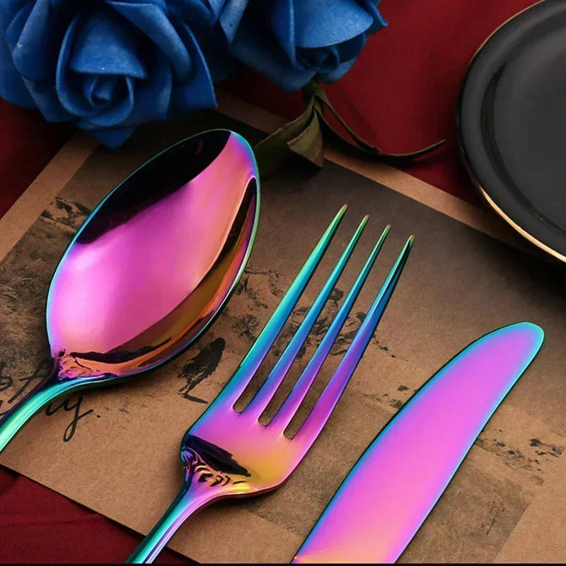 Conjunto de talheres de aço inoxidável dourado Royal European Spoon Fork Talheres completos Design retrô Lava-louças Elegante Talheres